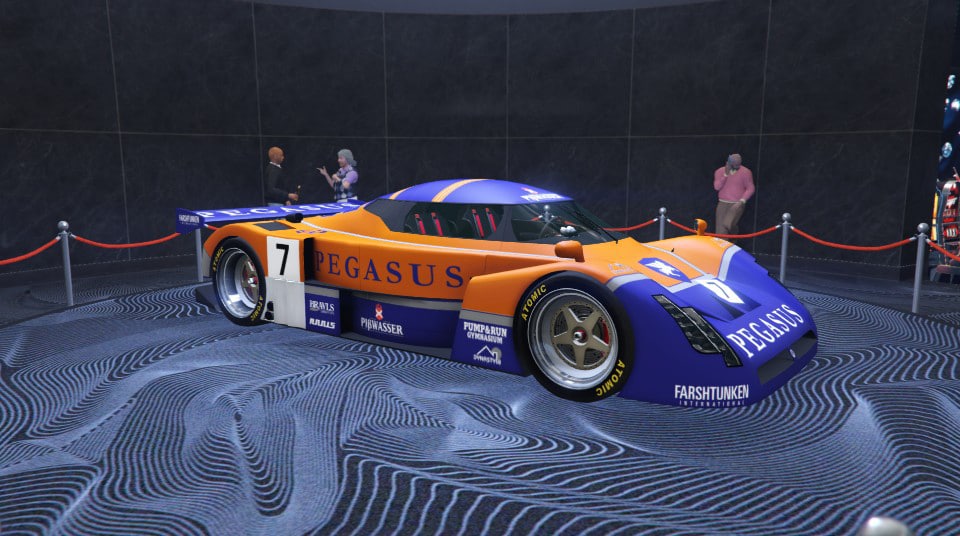 RE 7B auto en exhibicion gta online