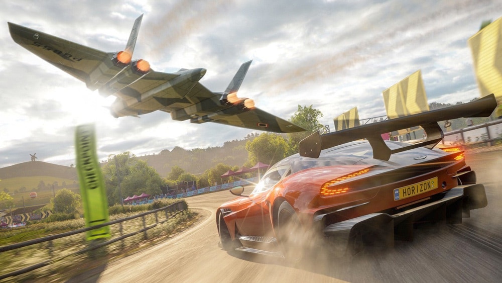 forza horizon 4 avion y aston