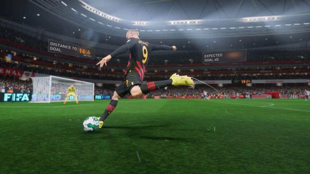 FIFA 23 haaland pateando
