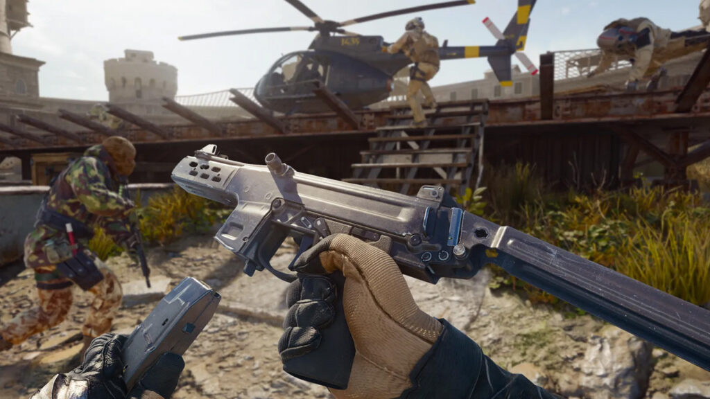 Black Ops 6 Warzone ladra recargando